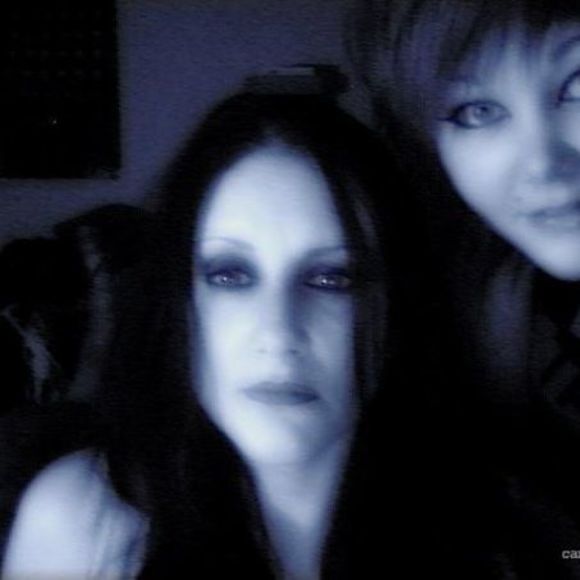 Meet your Posher, Eileen - Picture 1 of 1